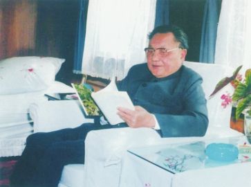 邓小平.jpg